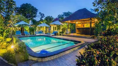 Lotus Garden Huts Nusa Lembongan