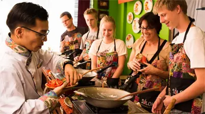 Lemongrass Bangkok Cooking School