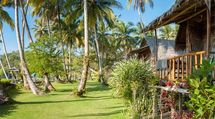 Remark Pu-Zi Huts bij Ao Bang Bao op Koh Chang