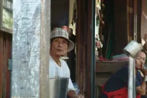 015-thailand-damnoen-saduak-floating-market