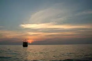025-thailand-koh-chang-lonely-beach