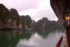 1015-vietnam-halong-bay