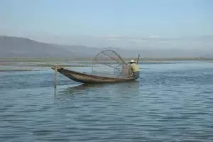 342-myanmar-inle-lake-visser