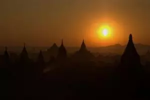 555-myanmar-bagan-zonsopgang