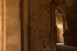 610-myanmar-bagan