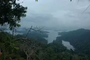 825-thailand-khao-sok-national-park-ratchaprapha-meer-viewpoint