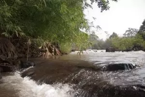 038-laos-waterval-tad-lo