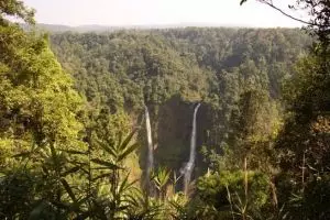 093-laos-tad-fan