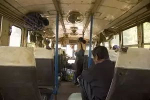 127-laos-bus-tad-lo-pakxe