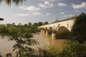 273-laos-oude-spoorbrug-don-det-don-khon