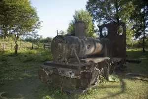 278-laos-don-khon-resten-oude-stoom-locomotief