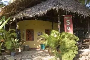 486-panorama-thailand-koh-chang-ao-bailan-herbal-sauna