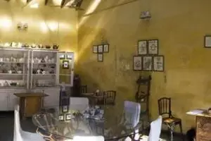 320-teapot-lunchroom-cochin-kerala-panorama