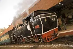393-stoomlocomotief-ooty