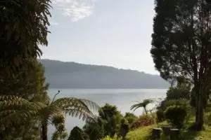 514-bali-danau-bratan-meer-lake