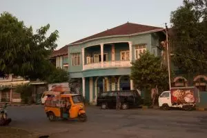 574-myanmar-mawlamyine-2010
