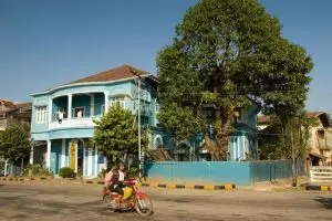 600-myanmar-mawlamyine-2010