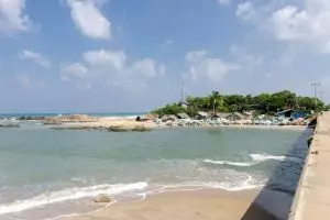 9585-uppuveli_copy_1